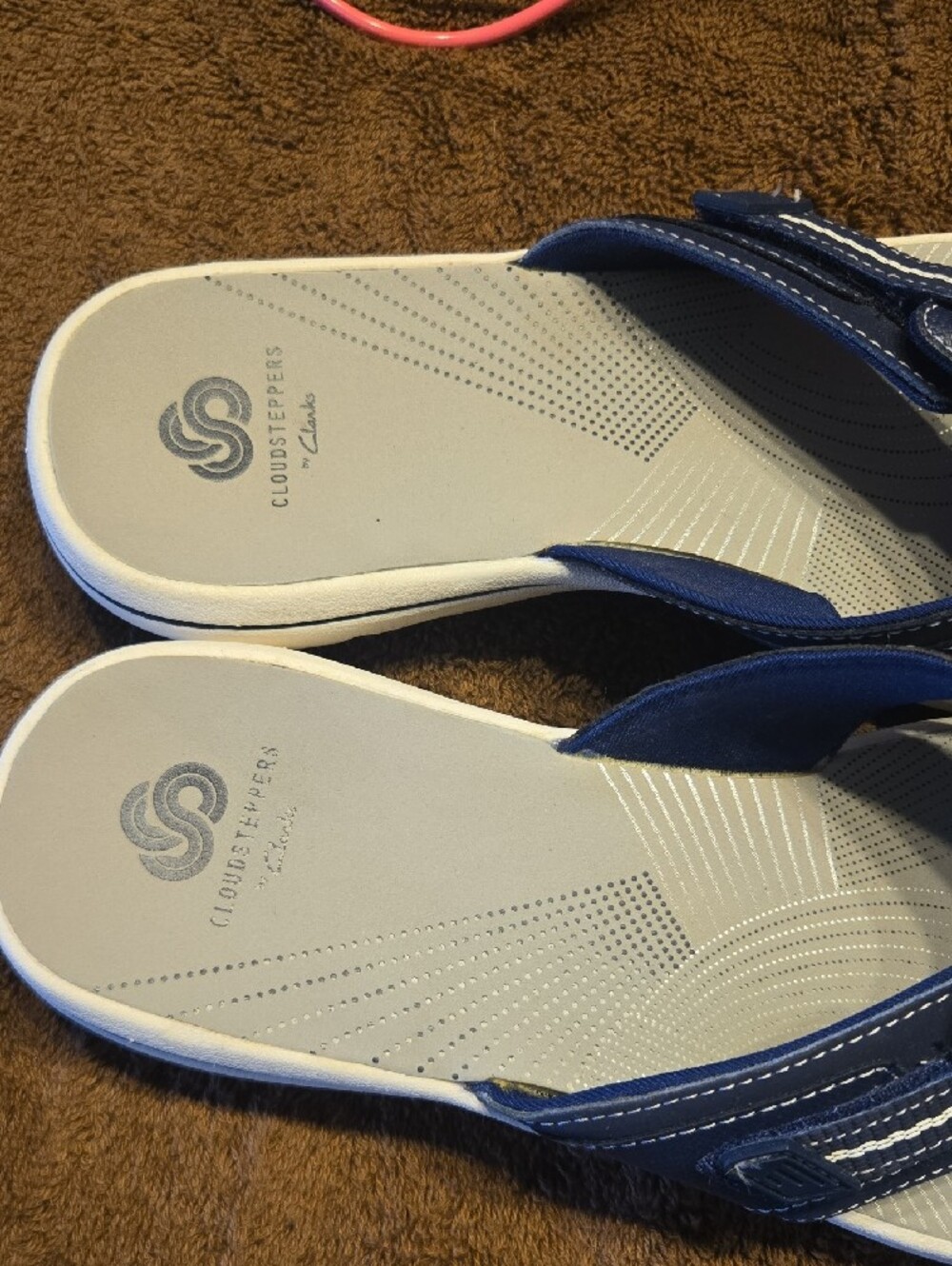 Clarks Navy Blue Comfort Flip Flop Sandals. Sz. 9 - Picture 4 of 5